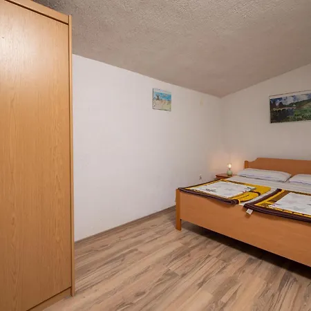 2 Bedroom Cozy In Σπίτι διακοπών *